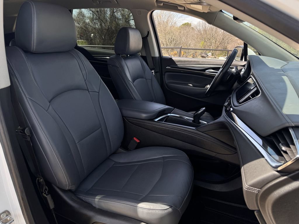 Used 2021 Buick Enclave Premium w/ Sun and Sites Package AWD/4WD image 26