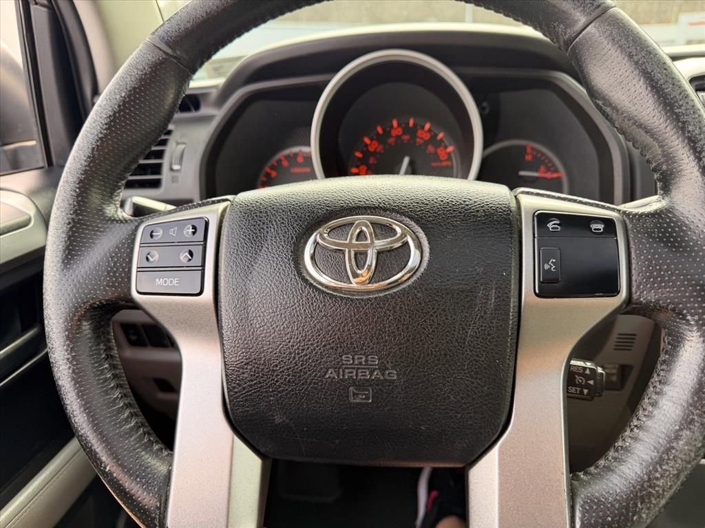 Used 2012 Toyota 4Runner SR5 w/ Premium Pkg image 16