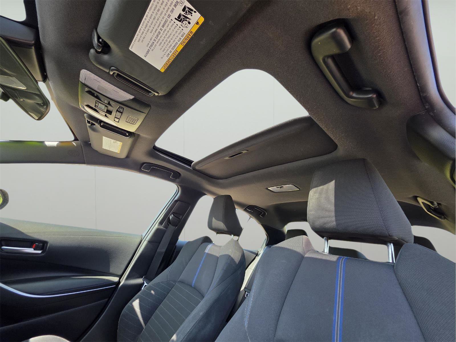 Used 2022 Toyota Corolla SE image 24