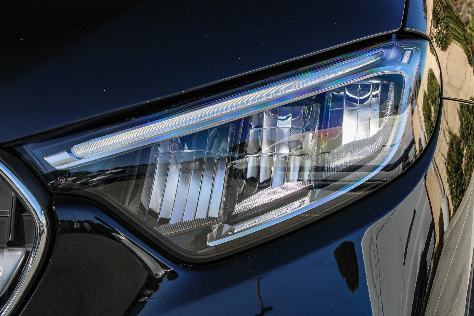 Certified 2025 Mercedes-Benz GLC 350e 4MATIC image 4