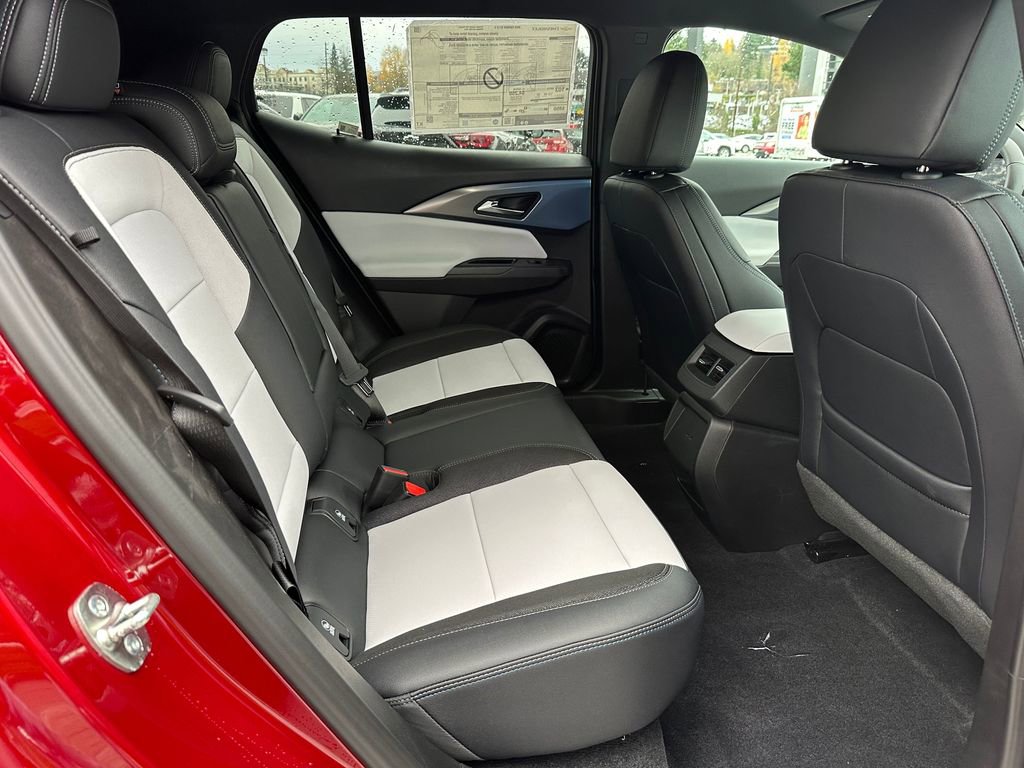 New 2026 Chevrolet Equinox EV LT image 12