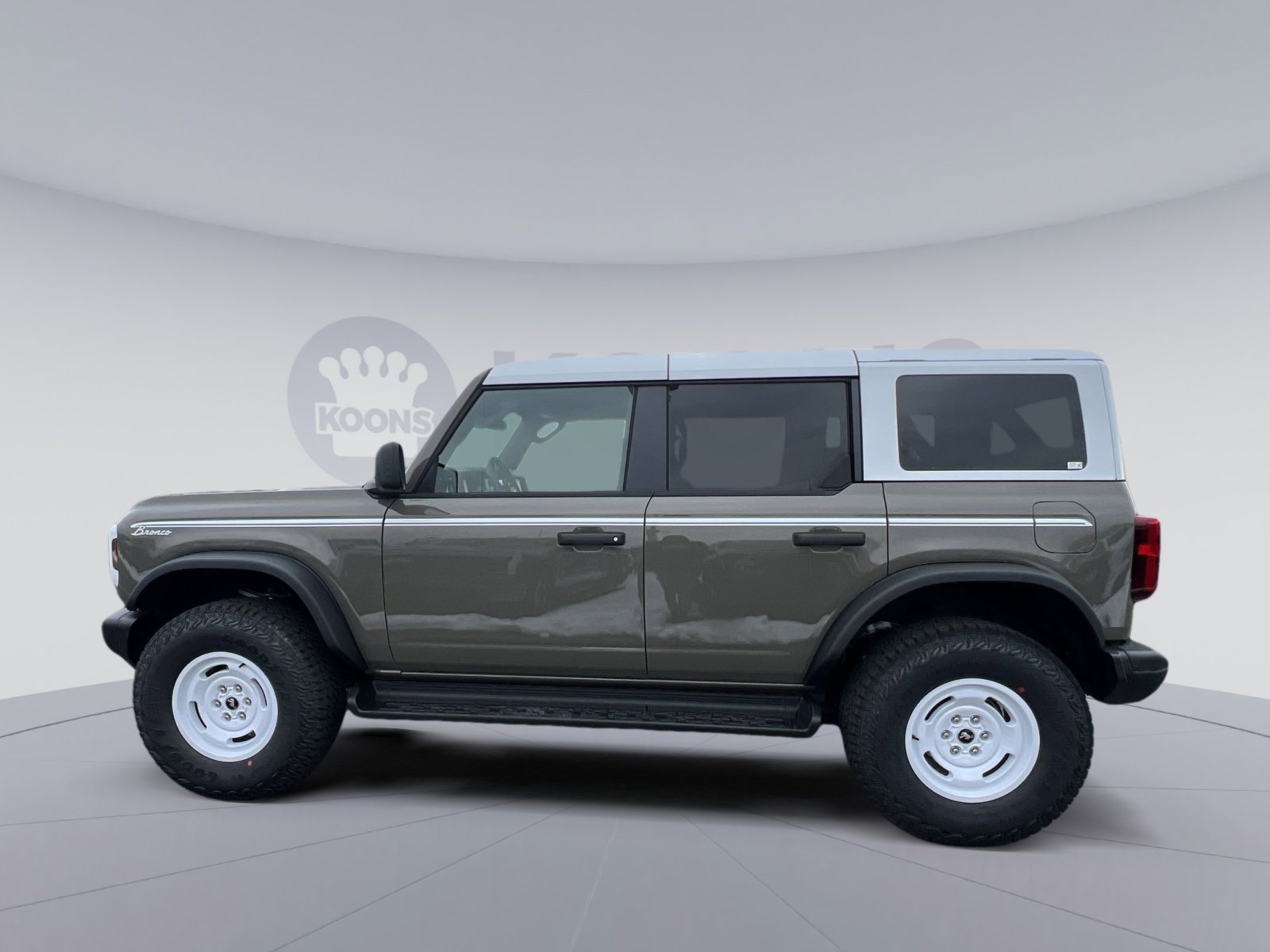 New 2026 Ford Bronco Heritage Edition image 2