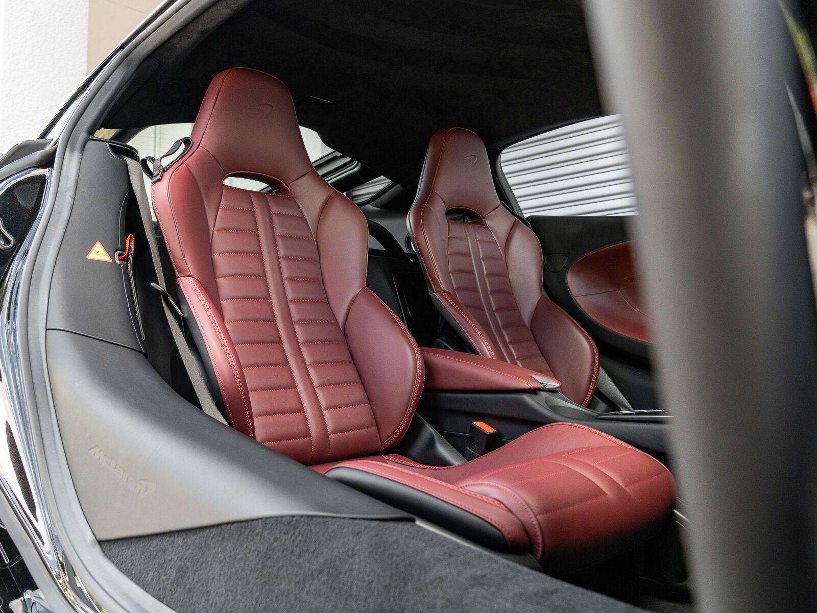Used 2025 McLaren GTS RWD image 4