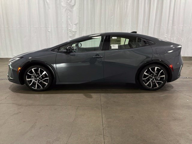 New 2027 Toyota Prius Plug-In Hybrid w/ Limited Premium Package FWD image 7