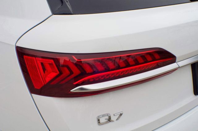 Used 2023 Audi Q7 3.0T Prestige w/ Prestige Package AWD/4WD image 9