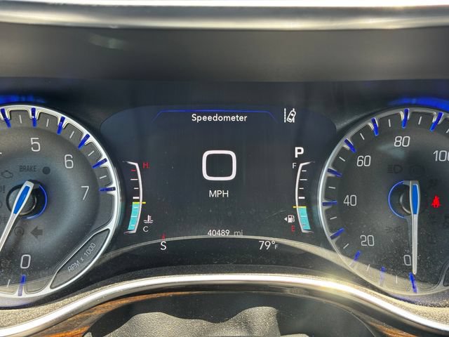 Certified 2023 Chrysler Pacifica Limited w/ Trailer Tow Group AWD/4WD image 28