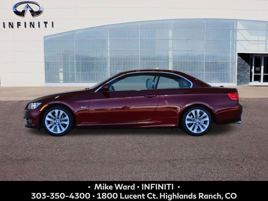 Used 2011 BMW 328i Convertible image 2