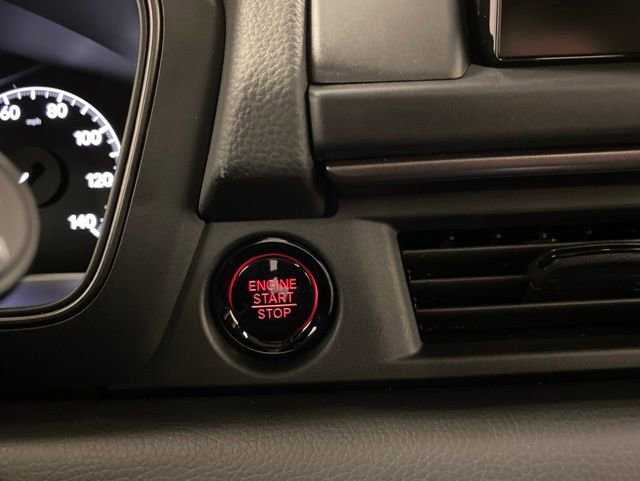 Used 2025 Honda Pilot TrailSport image 17