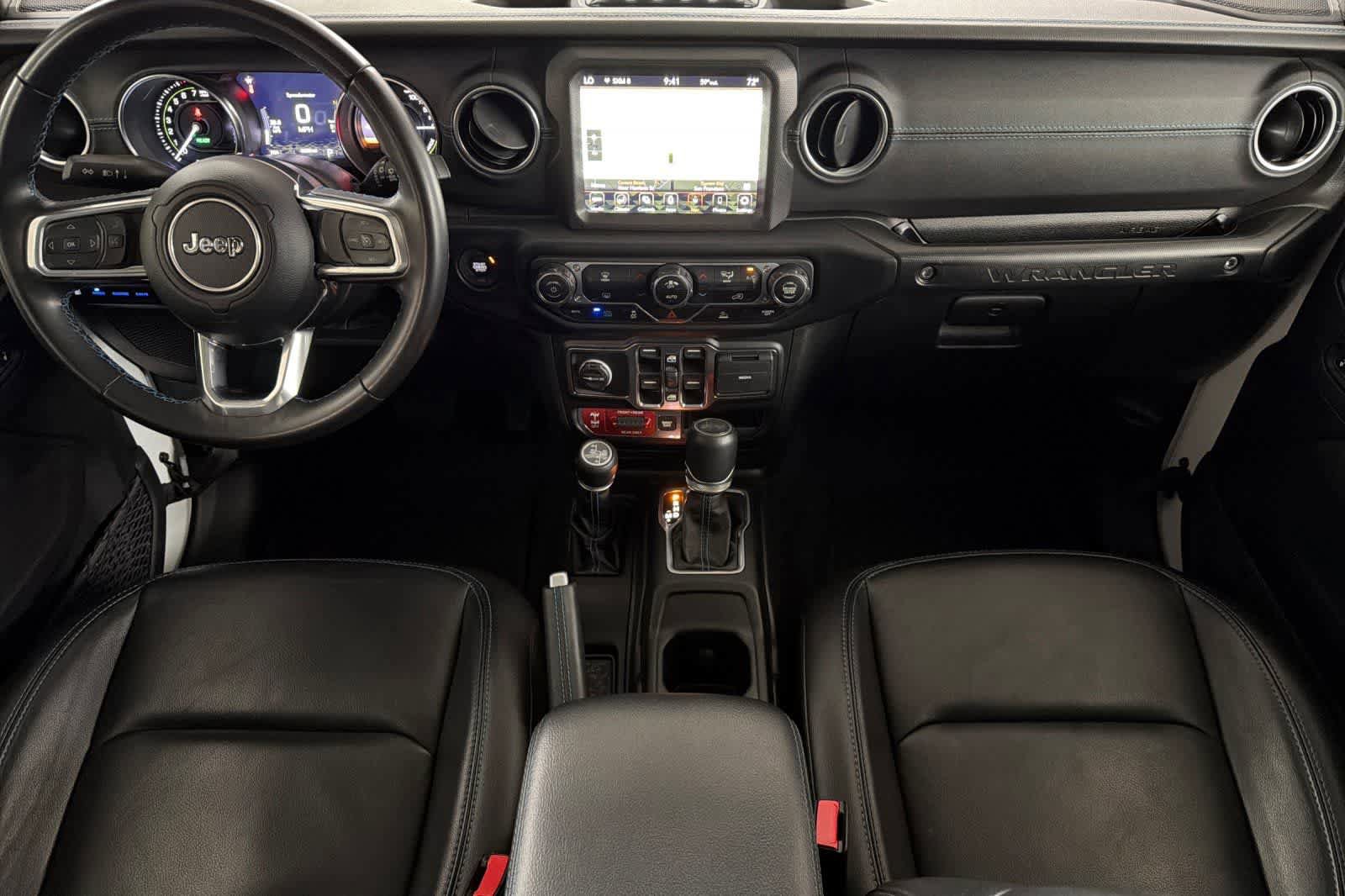 Used 2022 Jeep Wrangler Unlimited Rubicon 4xe AWD/4WD image 3