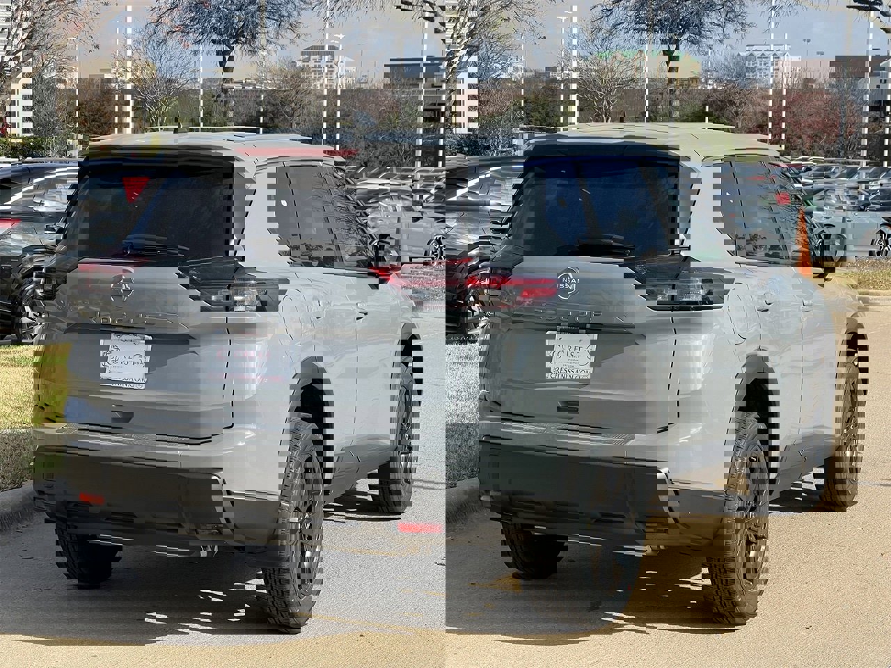 New 2026 Nissan Rogue SV image 4