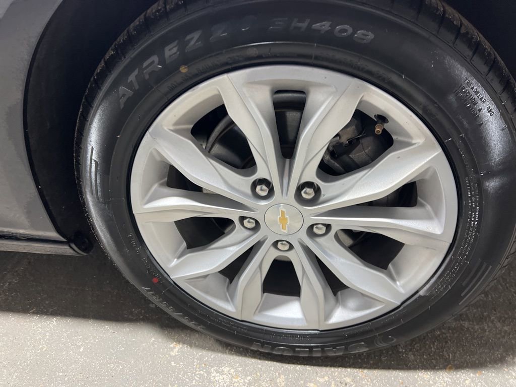 Used 2023 Chevrolet Malibu LT FWD image 48