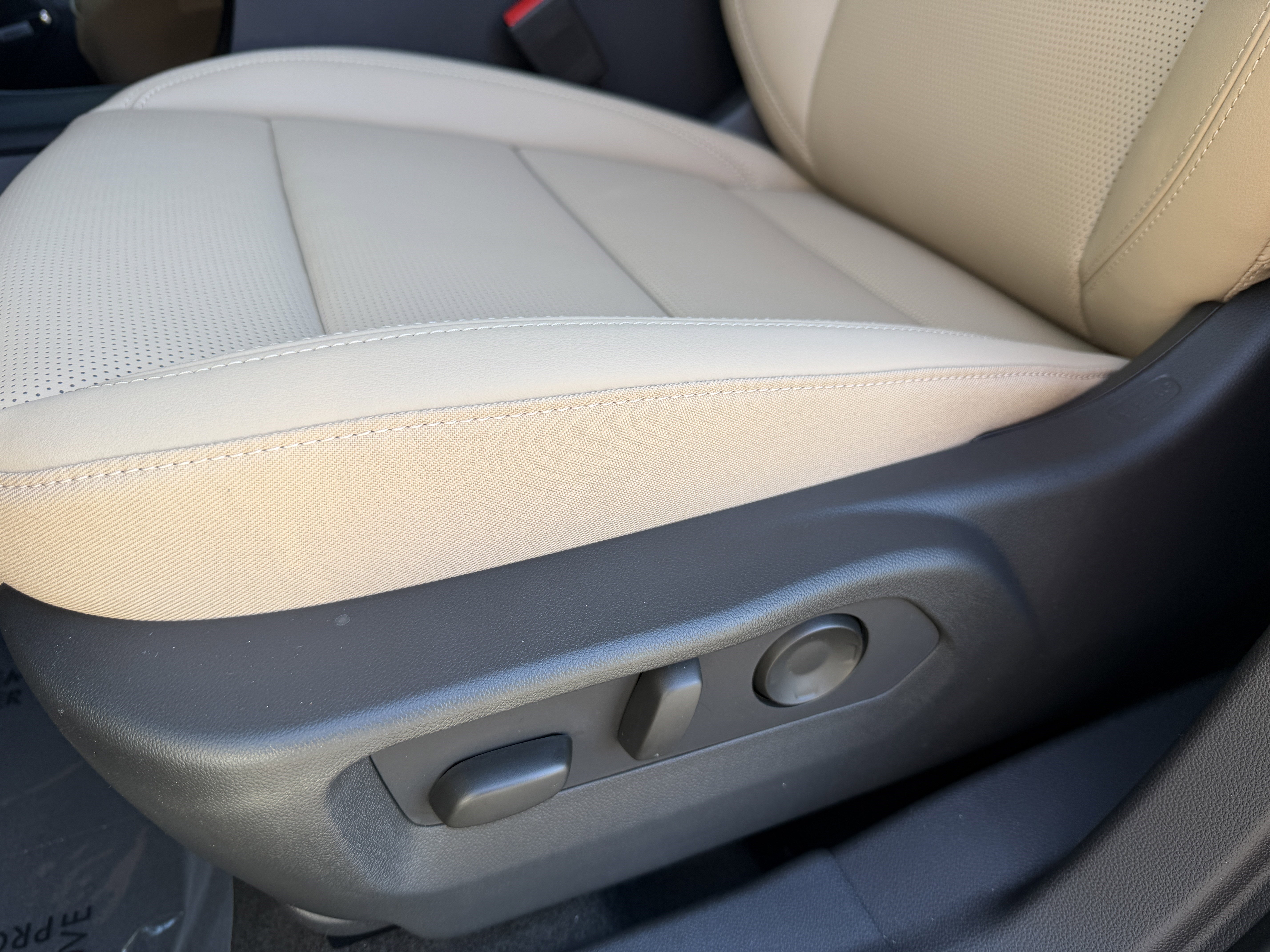 New 2026 Buick Envision Preferred AWD/4WD image 13