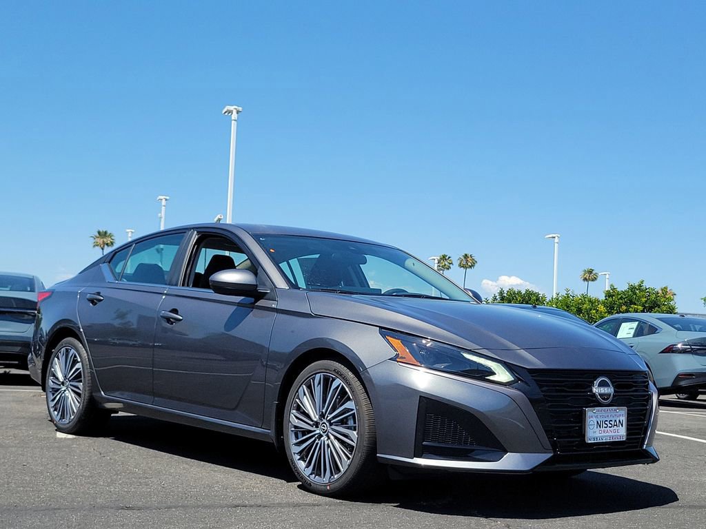 New 2026 Nissan Altima 2.5 SV w/ SV Premium Package FWD image 9