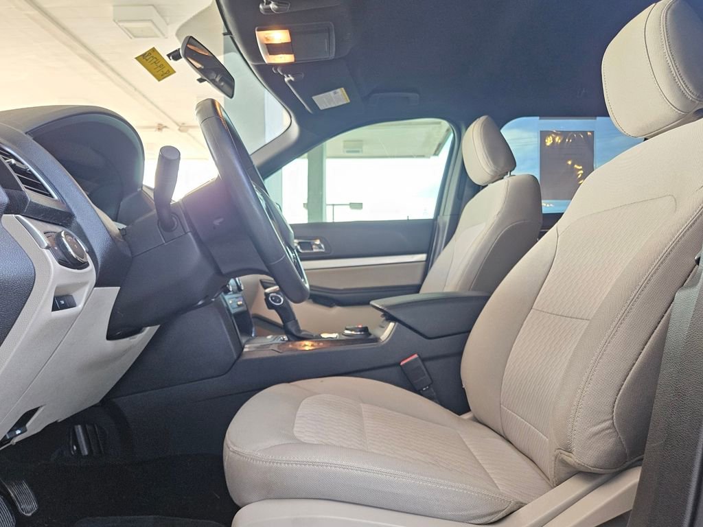 Used 2018 Ford Explorer 4WD image 16