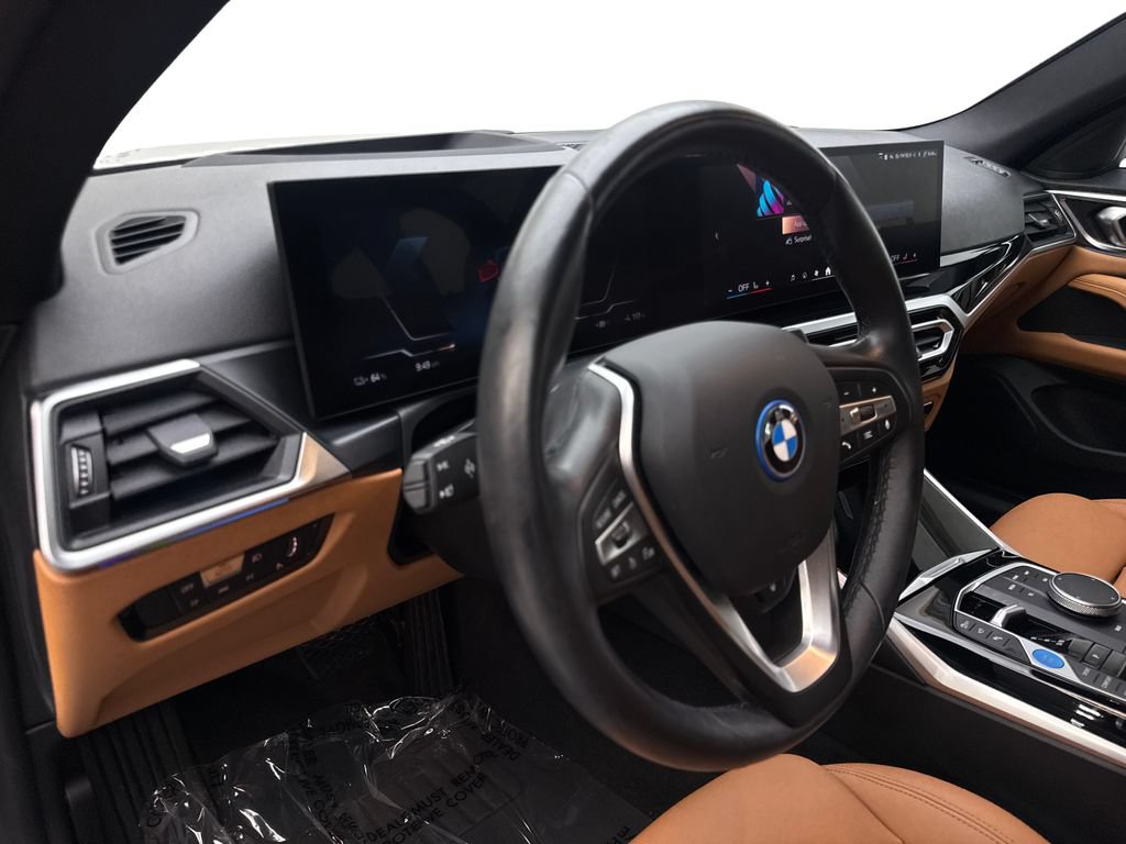 Used 2024 BMW i4 eDrive35 w/ Premium Package RWD image 52