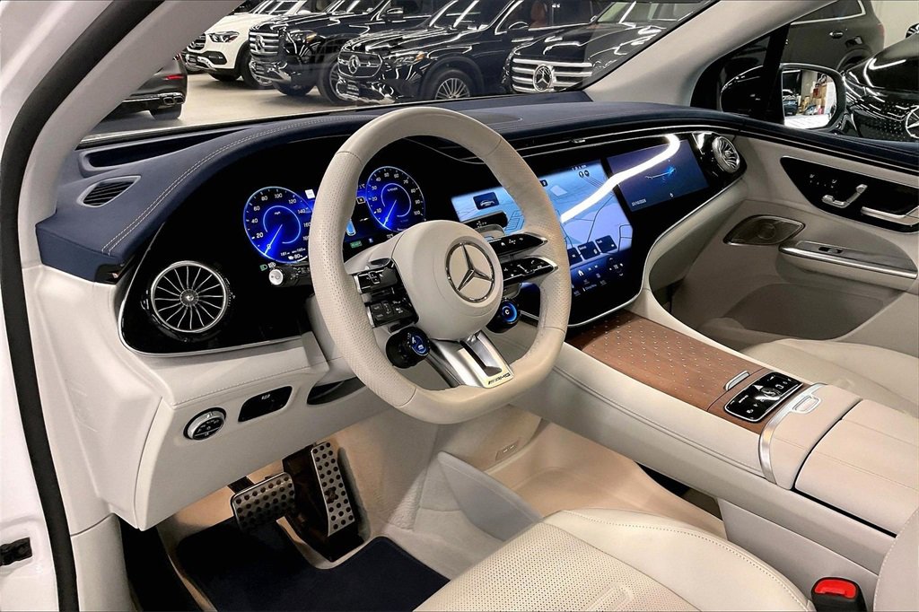 New 2025 Mercedes-Benz EQE AMG 4MATIC SUV w/ Pinnacle Trim Package image 6