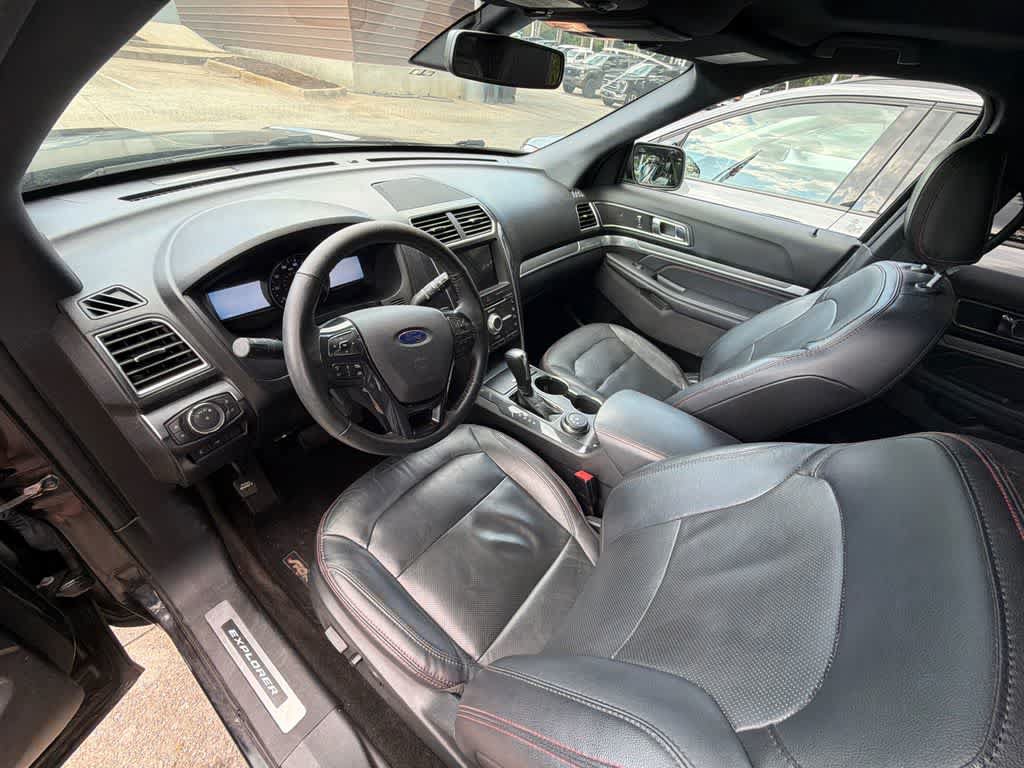 Used 2018 Ford Explorer Sport w/ Equipment Group 401A AWD/4WD image 9