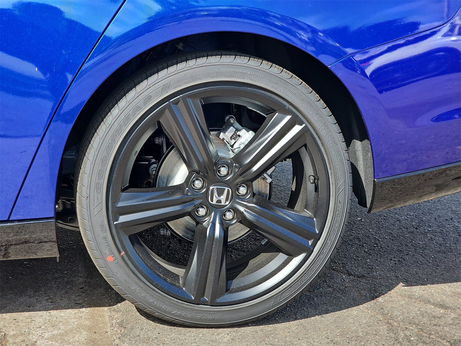 New 2025 Honda Accord Sport image 32