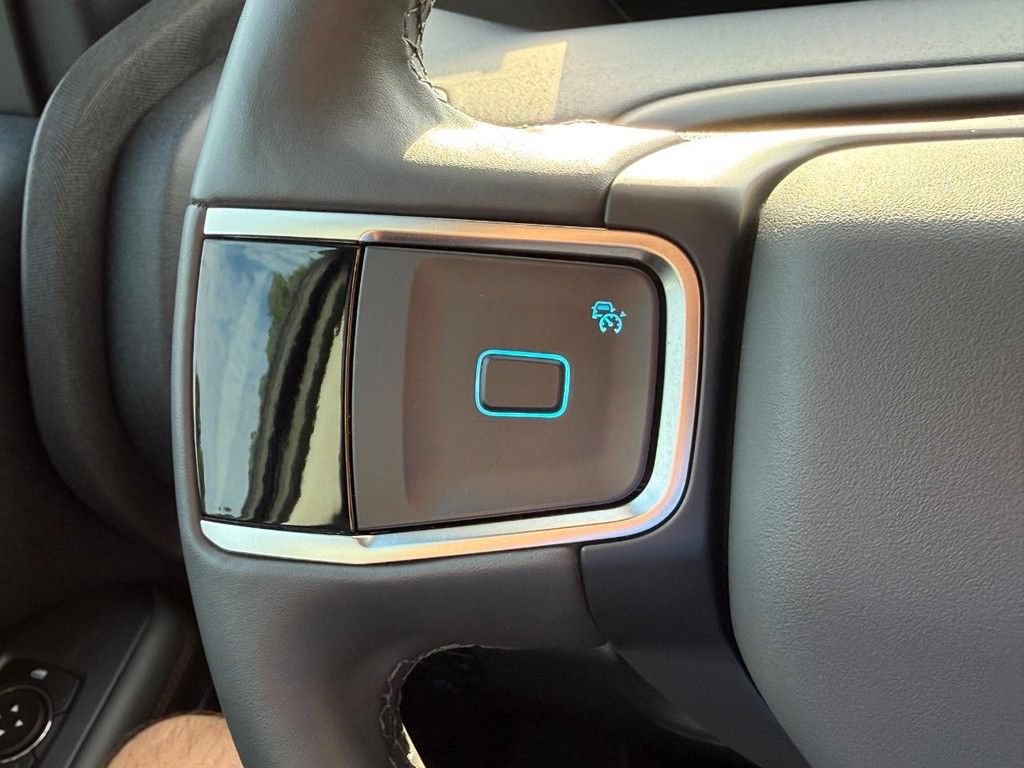 Used 2025 Ford Expedition Max Active AWD/4WD image 25