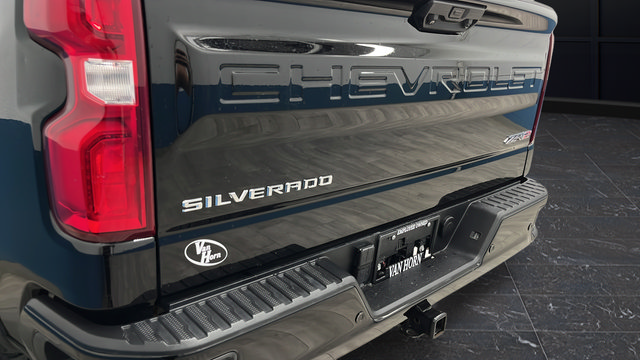 Used 2023 Chevrolet Silverado 1500 ZR2 w/ Technology Package AWD/4WD image 41