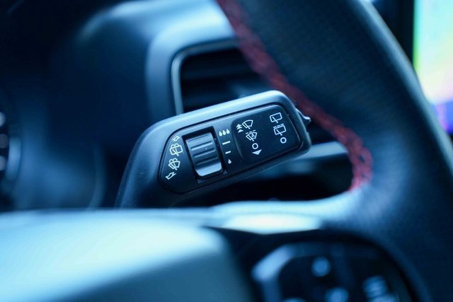 Used 2022 Ford Explorer ST-Line image 51