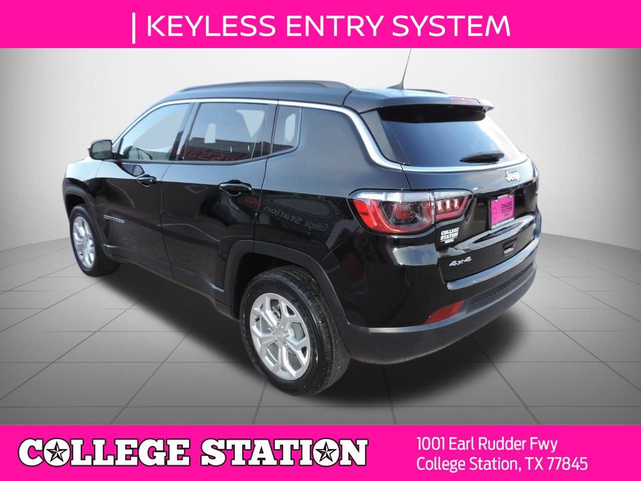 Used 2024 Jeep Compass Latitude AWD/4WD image 6