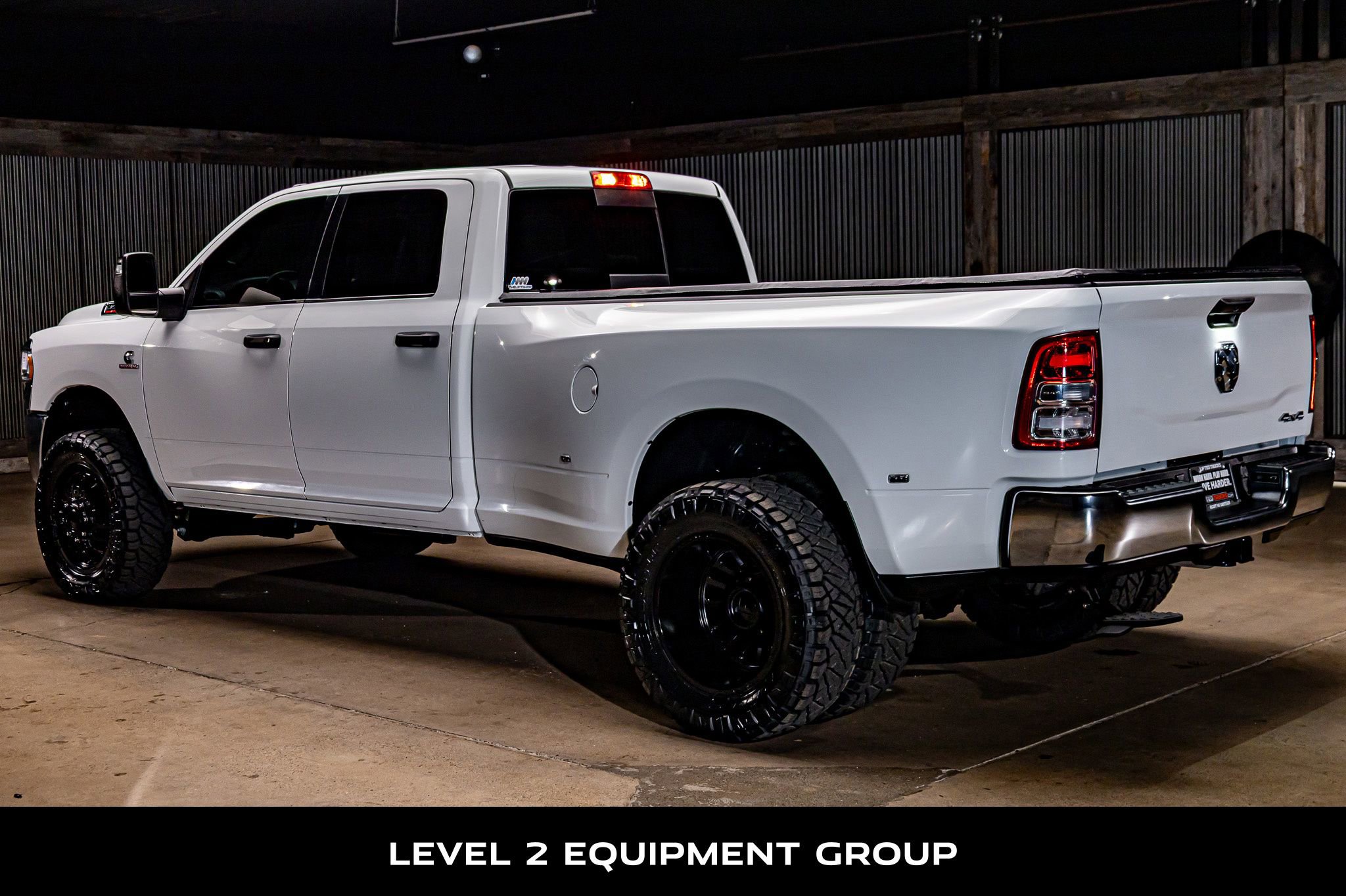 Used 2024 RAM 3500 Tradesman w/ Chrome Appearance Group image 7