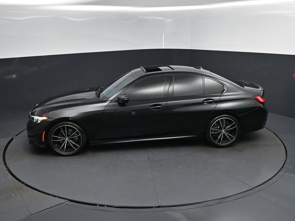 Used 2024 BMW 330i Sedan w/ M Sport Package RWD image 32