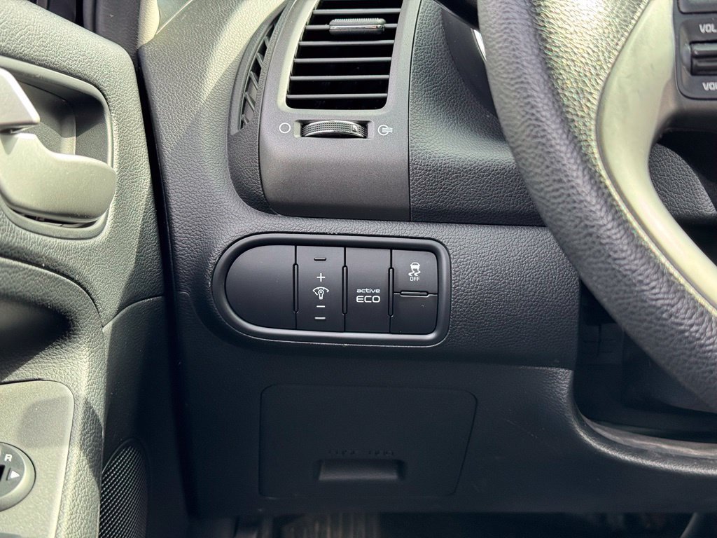 Used 2014 Kia Forte LX FWD image 30