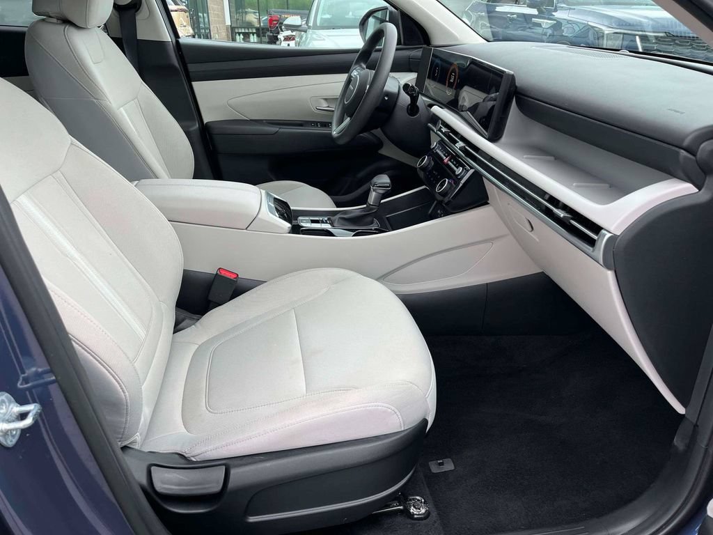 Used 2026 Hyundai Tucson SEL FWD image 12