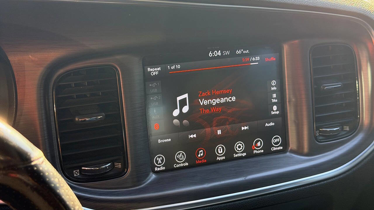 Used 2017 Dodge Charger R/T w/ Plus Group image 12