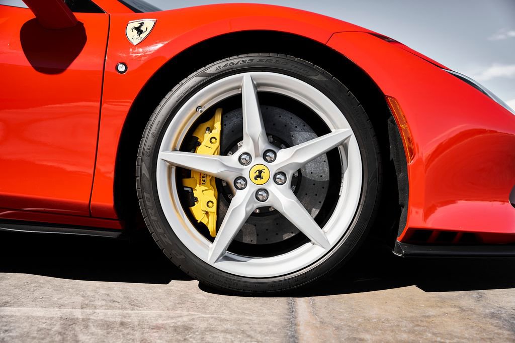 Used 2023 Ferrari F8 Tributo image 17