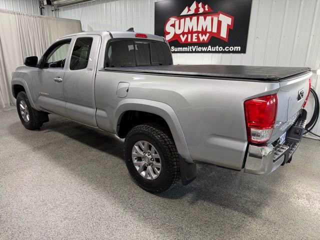 Used 2016 Toyota Tacoma SR5 w/ SR5 Appearance Package (SN) AWD/4WD image 6