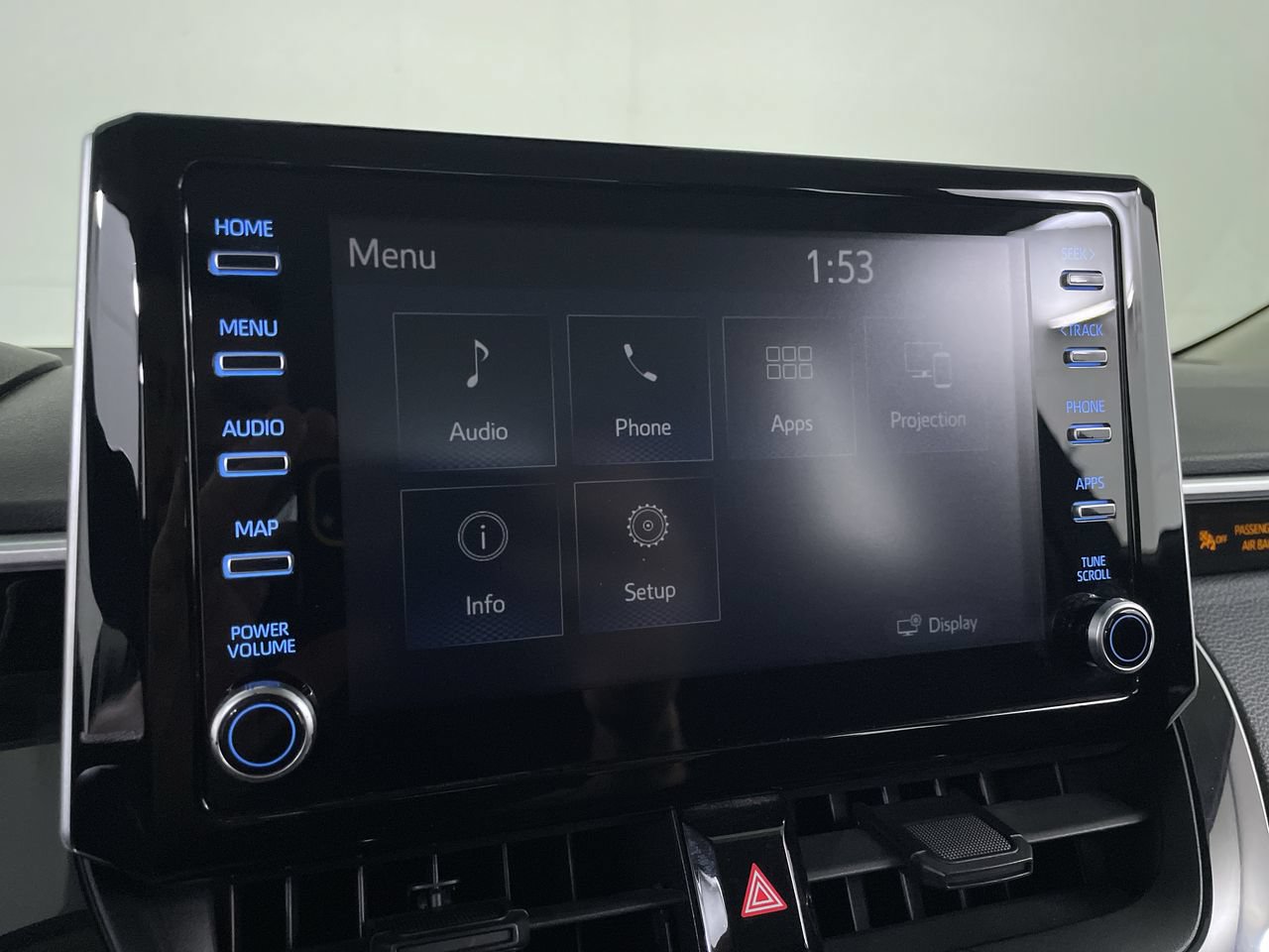 Used 2020 Toyota Corolla LE FWD image 14
