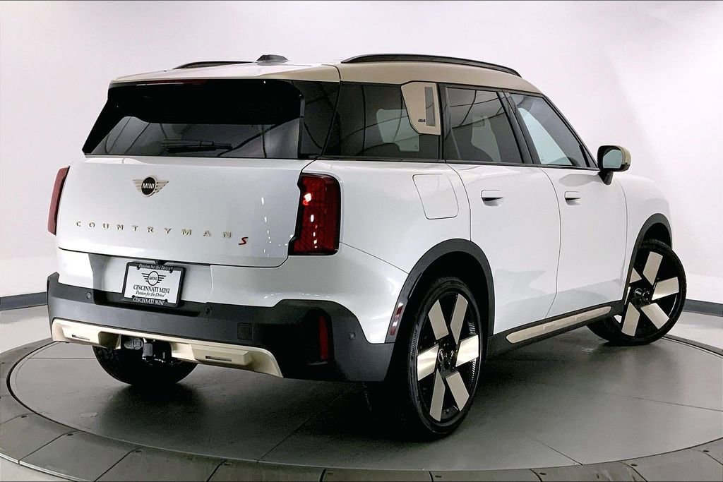 Used 2025 MINI Cooper Countryman S w/ Comfort Package Max image 12
