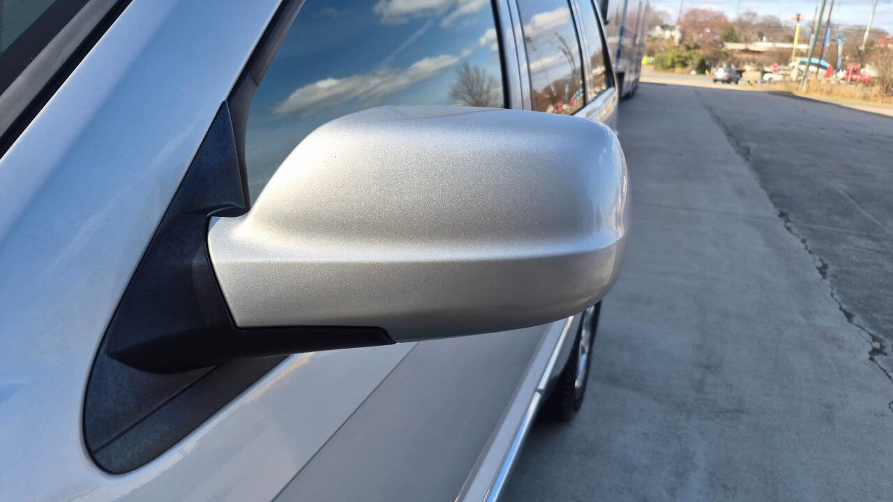 Used 2009 Jeep Grand Cherokee Limited image 30