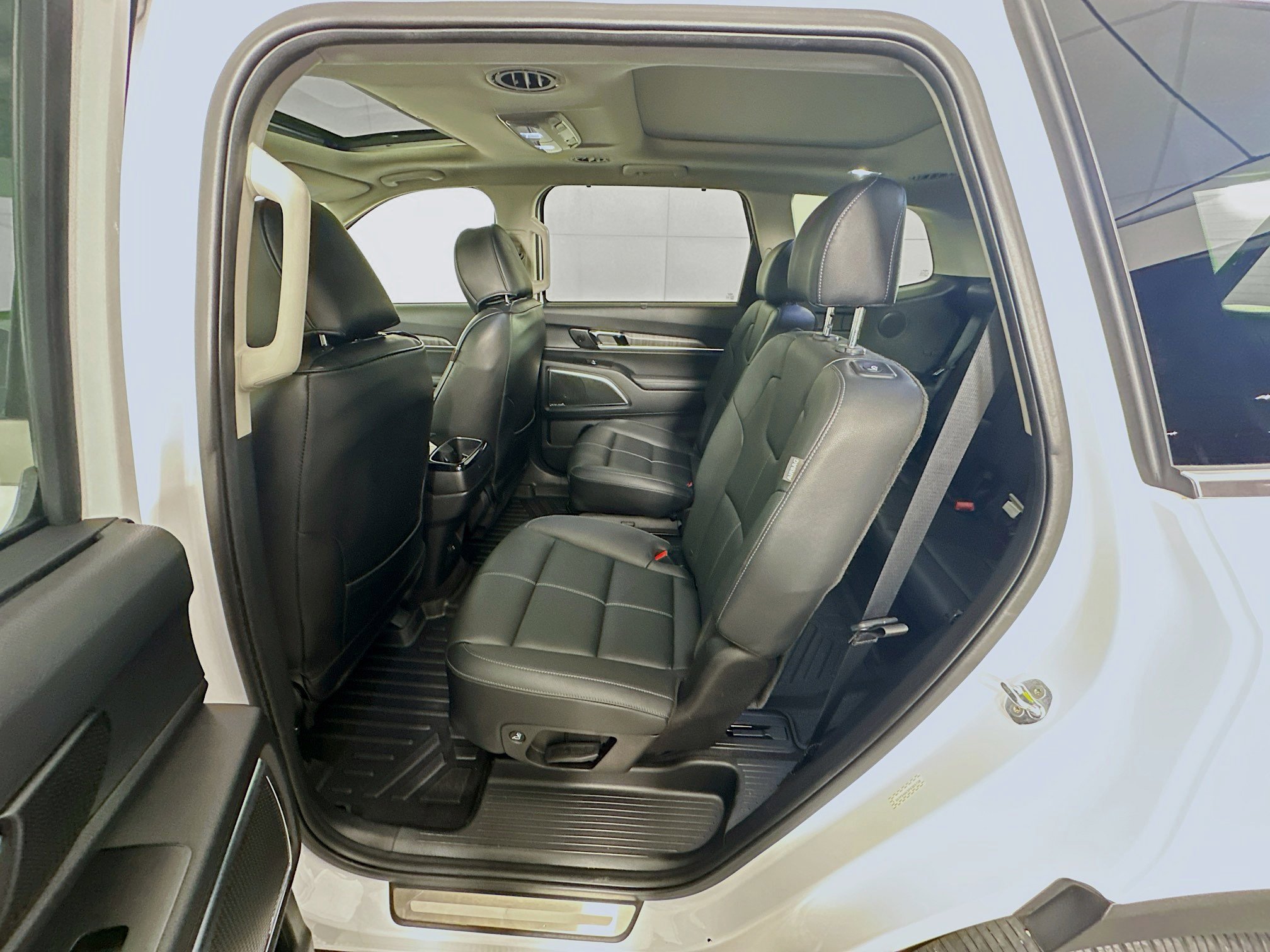 Used 2023 Kia Telluride SX FWD image 30