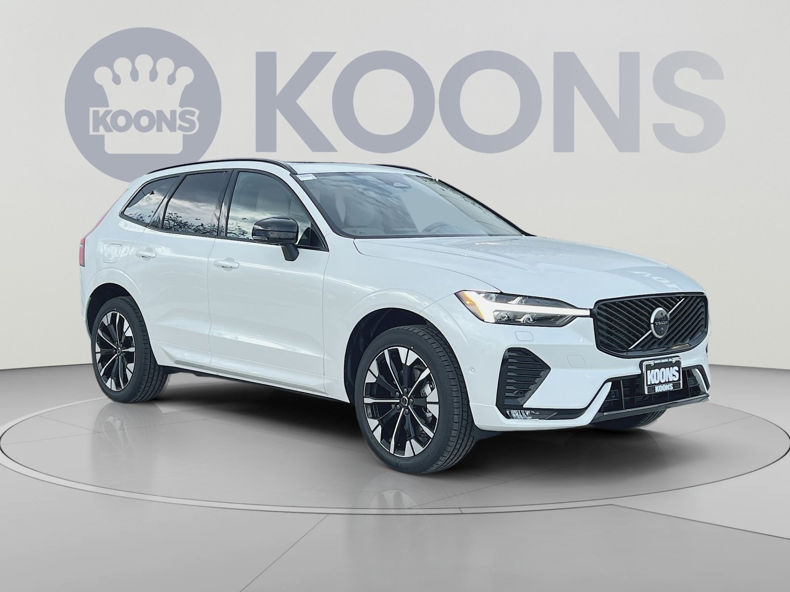 New 2026 Volvo XC60 B5 Plus w/ Protection Package Premier AWD/4WD image 18