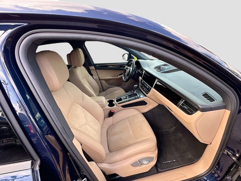 Used 2021 Porsche Macan image 34