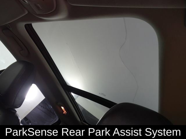 Used 2018 Jeep Compass Limited w/ Navigation Group image 11