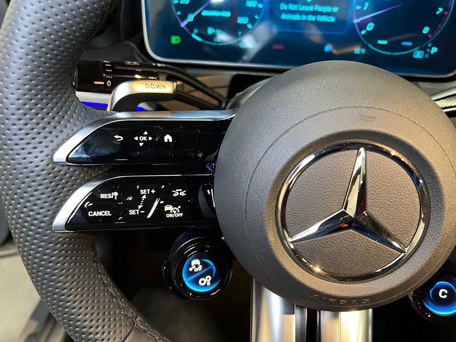 New 2026 Mercedes-Benz CLE 53 AMG 4MATIC Coupe image 24