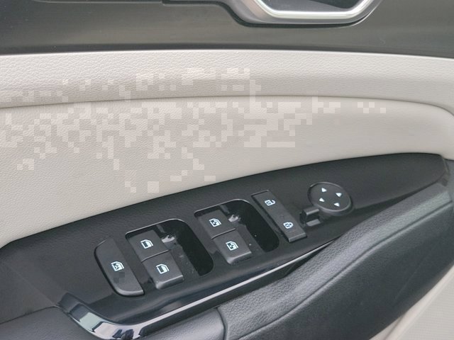 Used 2023 Kia Sportage EX FWD image 23