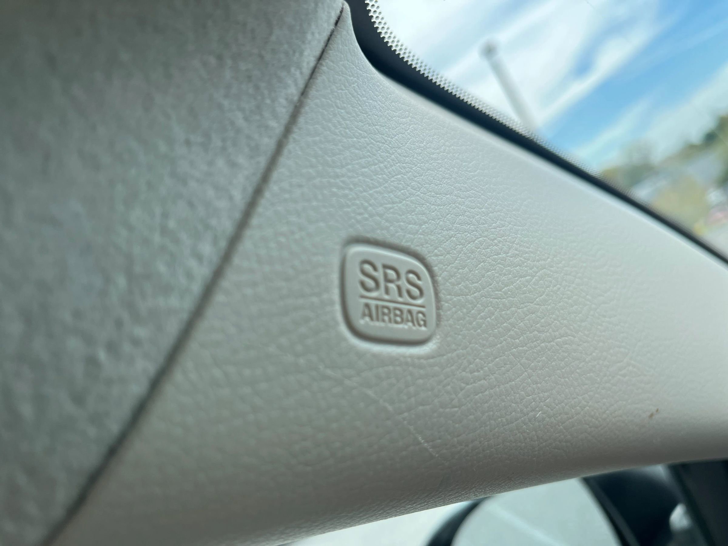 Used 2013 MAZDA MAZDA3 i SV image 24