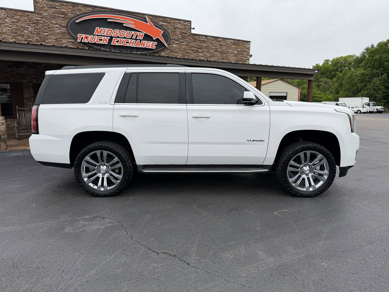 Used 2015 GMC Yukon SLE AWD/4WD image 5