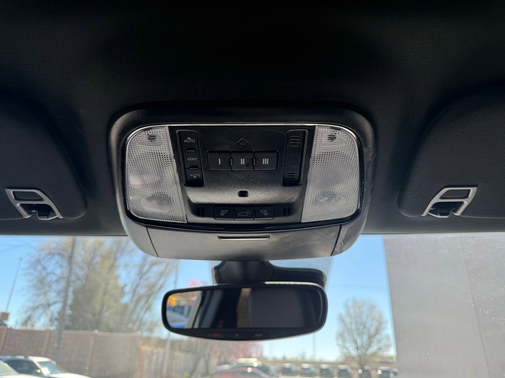 Used 2025 Dodge Durango GT image 18