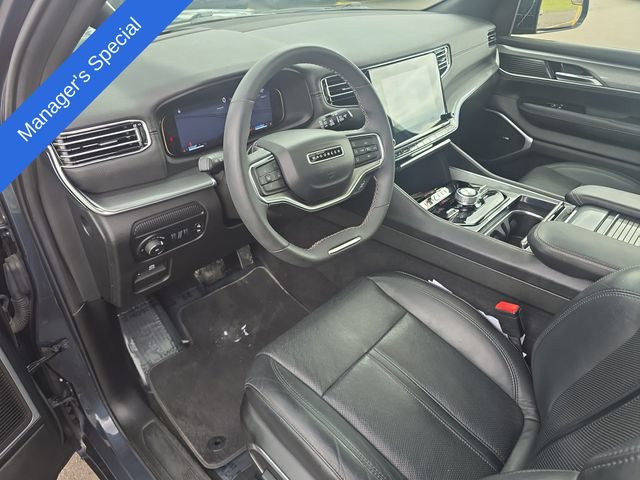 Used 2022 Jeep Wagoneer Series II AWD/4WD image 16