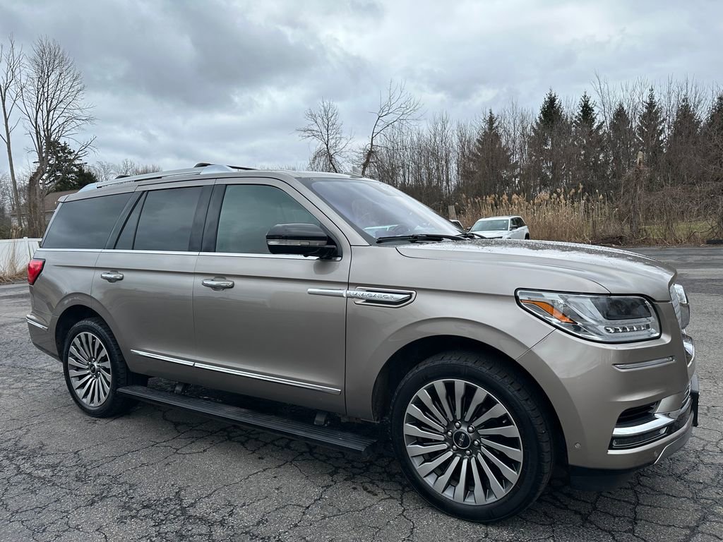 Used 2019 Lincoln Navigator Reserve w/ Cargo Package image 1