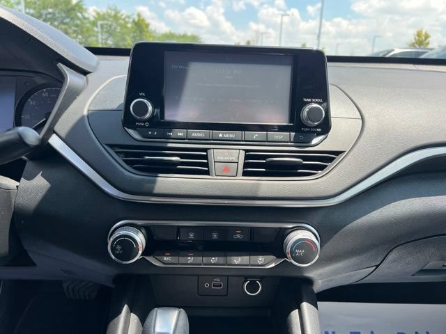 Used 2021 Nissan Altima 2.5 S FWD image 16