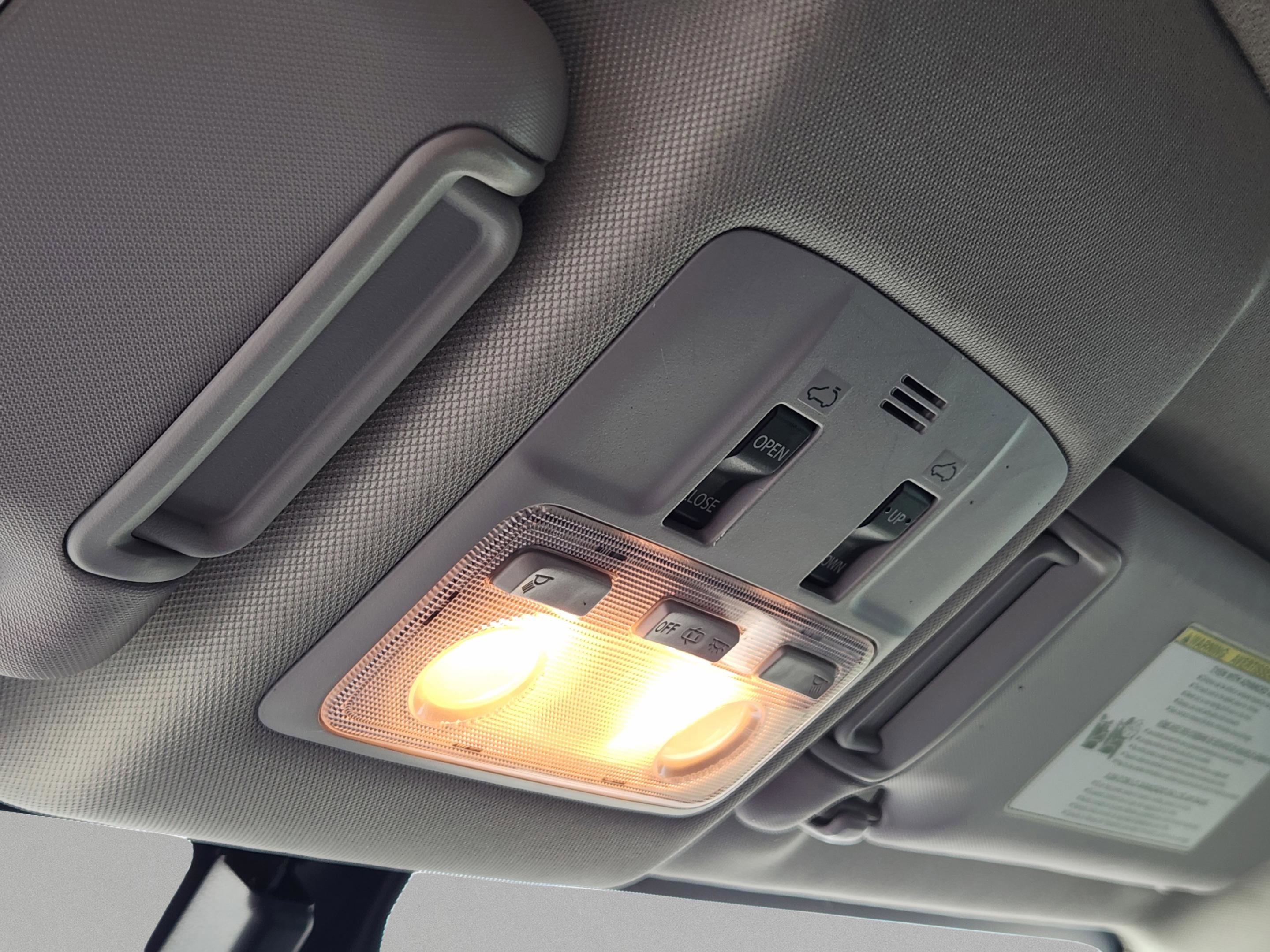 Used 2014 Toyota RAV4 Limited w/ Technology Package FWD image 25