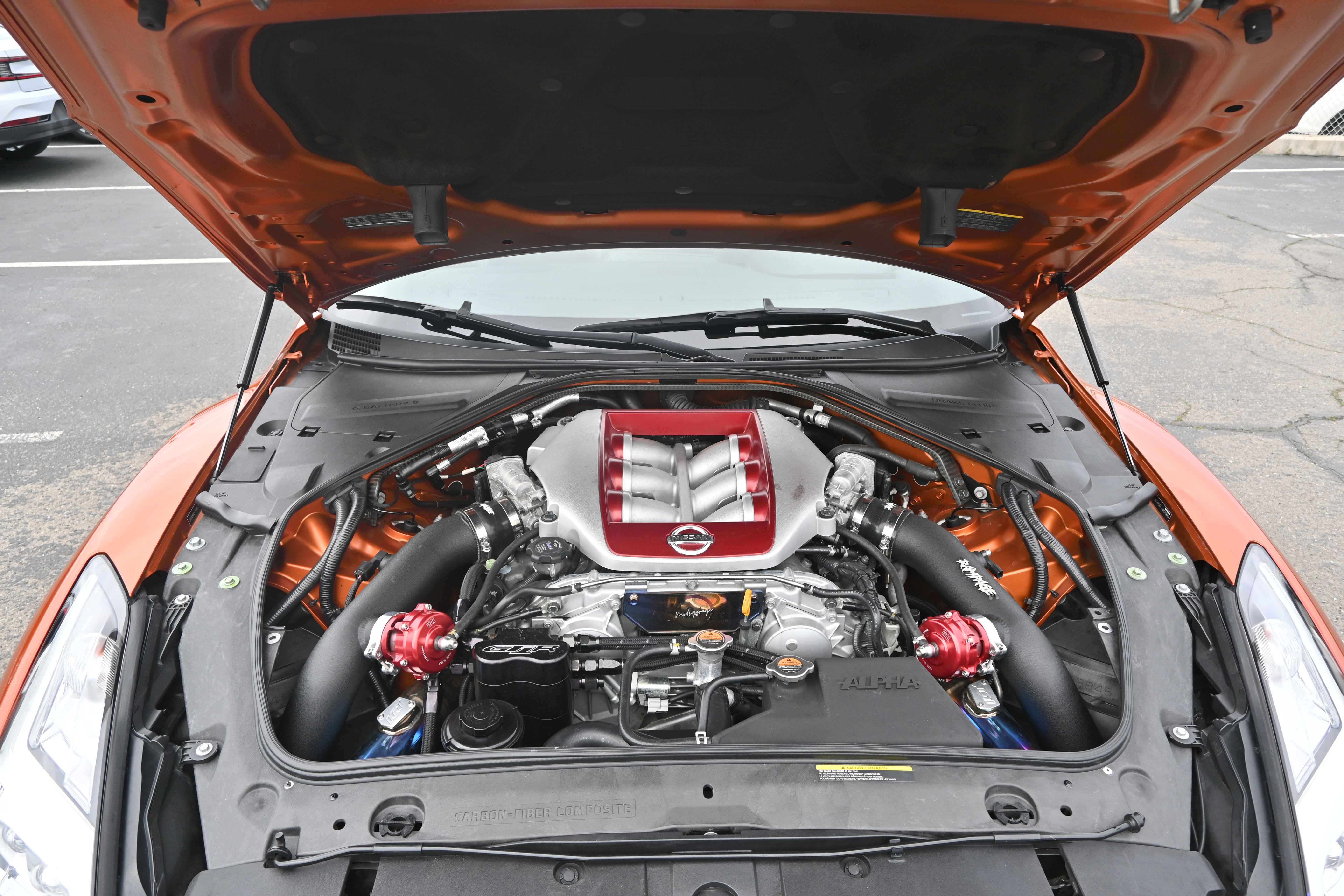 Used 2017 Nissan GT-R Premium AWD/4WD image 69
